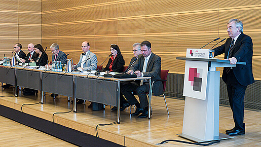 dbb Bundesvorstand tagte in Berlin dbb Bundesvorstand tagte in Berlin