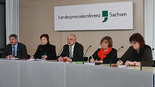 Pressekonferenz in Sachsen Pressekonferenz in Sachsen