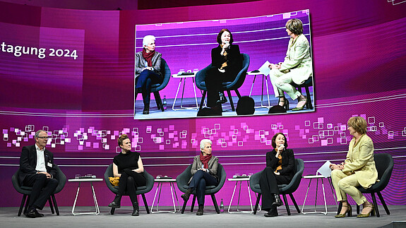 Europapolitisches Panel Panel mit den deutschen Spitzenkandidierenden zur Europawahl 2024