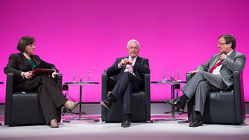Streitgespräch mit Armin Laschet, Wolfgang Kubicki, Moderation: Birgit Wentzien Streitgespräch mit Armin Laschet, Wolfgang Kubicki, Moderation: Birgit Wentzien