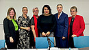 Das Gruppenfoto zeigt die Geschäftsführung der dbb frauen: Synnöve Nüchter, Tanja Küsgens, Sabine Schuhmann, Milanie Kreutz, Michaela Neersen und Elke Janßen.
