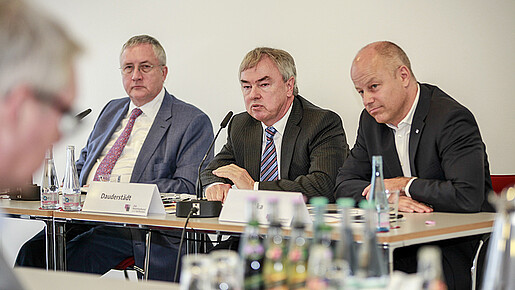 Forsa Bürgerbefragung Pressekonfernz