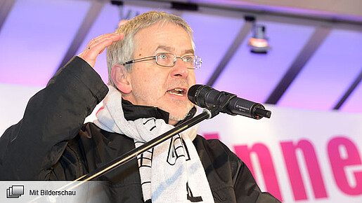 Willi Russ auf der Demonstration in Dresden Willi Russ auf der Demonstration in Dresden