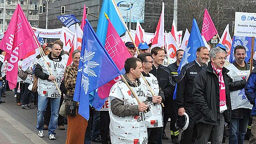 Warnstreik in Halle Warnstreik in Halle