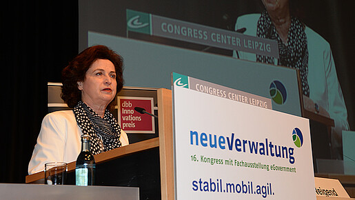 Anke Weigend Geschäftsführerin der dbb akademie, Anke Weigend