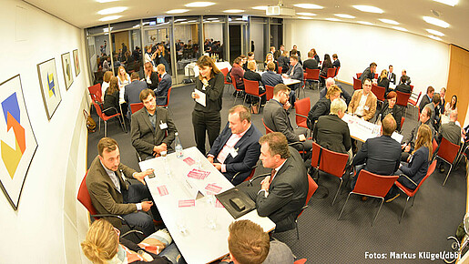 Speed-Dating beim Parlamentarischen Abend Speed-Dating beim Parlamentarischen Abend