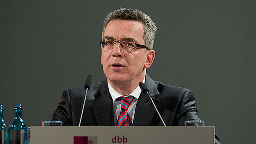 Thomas de Maizière bei der dbb Jahrestagung 2010 Thomas de Maizière bei der dbb Jahrestagung 2010