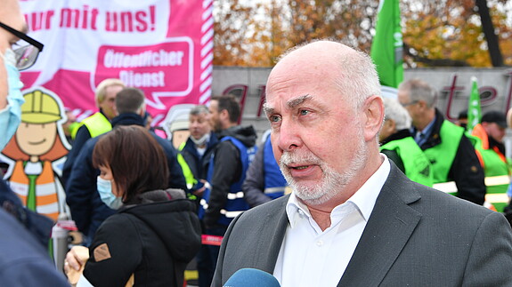 211101 ekr2021 potsdam windmueller 18 Einkommensrunde, 2021, EKR, Potsdam, Verhandlungen, Demo, Demonstration, 2. Runde, Länder, Bundesländer