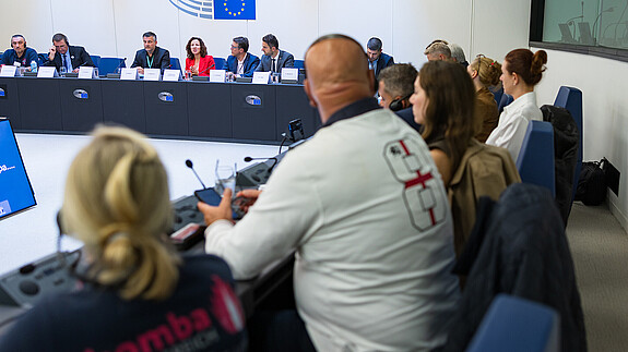 CESI fordert bessere Arbeits- und Schutzbedingungen für Feuerwehrkräfte Treffen der Intergruppe der CESI im Europäischen Parlament