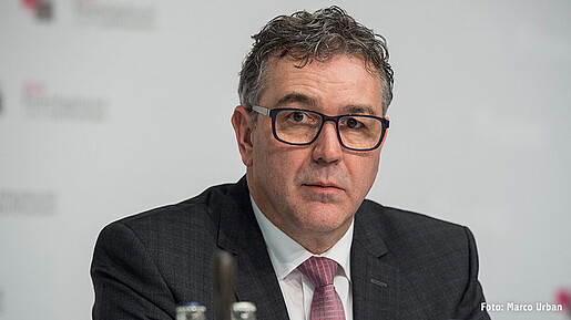 EU-Standards für bessere Arbeitsbedingungen in der Pflege EU-Standards für bessere Arbeitsbedingungen in der Pflege